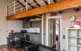 Wooden Design Apartment By Wonderful Italy